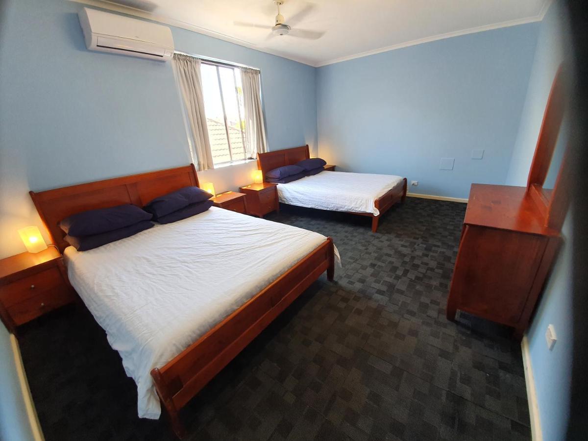 Bondi Beach Backpackers Sydney Exterior photo