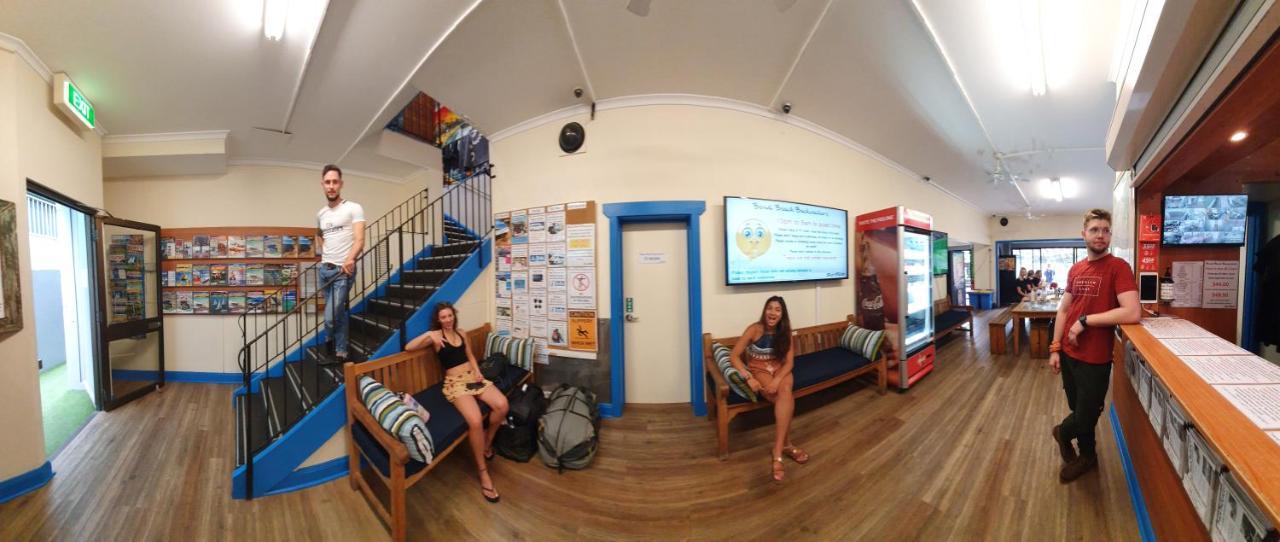 Bondi Beach Backpackers Sydney Exterior photo